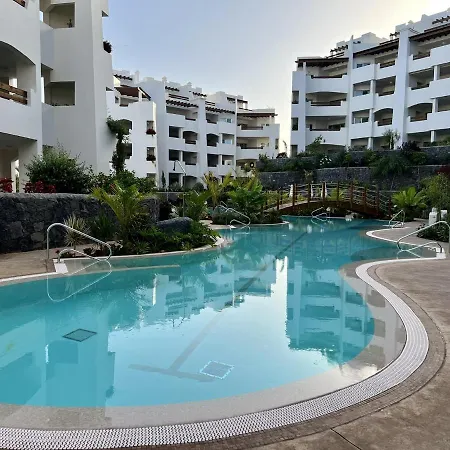 Jardines - Tabor 0,1 Garden & Pool View 2b Nyaraló *